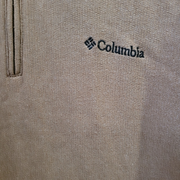 Columbia Quarter Zip - Picture 2 of 2